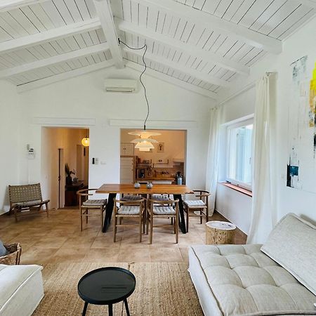 Luxury Villa In Istria - 9,000 Sqm Private Estate With Pool & Sauna, 15 Min To Sea, Near Fazana, 3 Bedrooms Juršići Kültér fotó