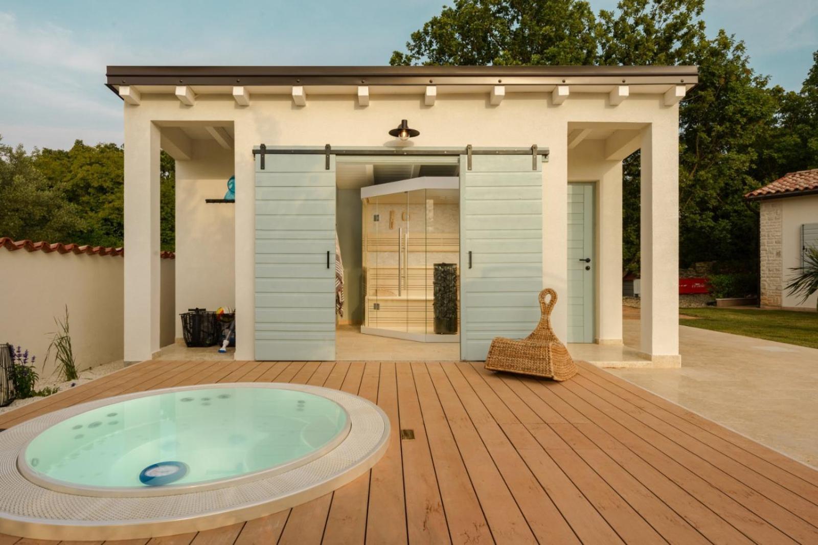 Luxury Villa In Istria - 9,000 Sqm Private Estate With Pool & Sauna, 15 Min To Sea, Near Fazana, 3 Bedrooms Juršići Kültér fotó